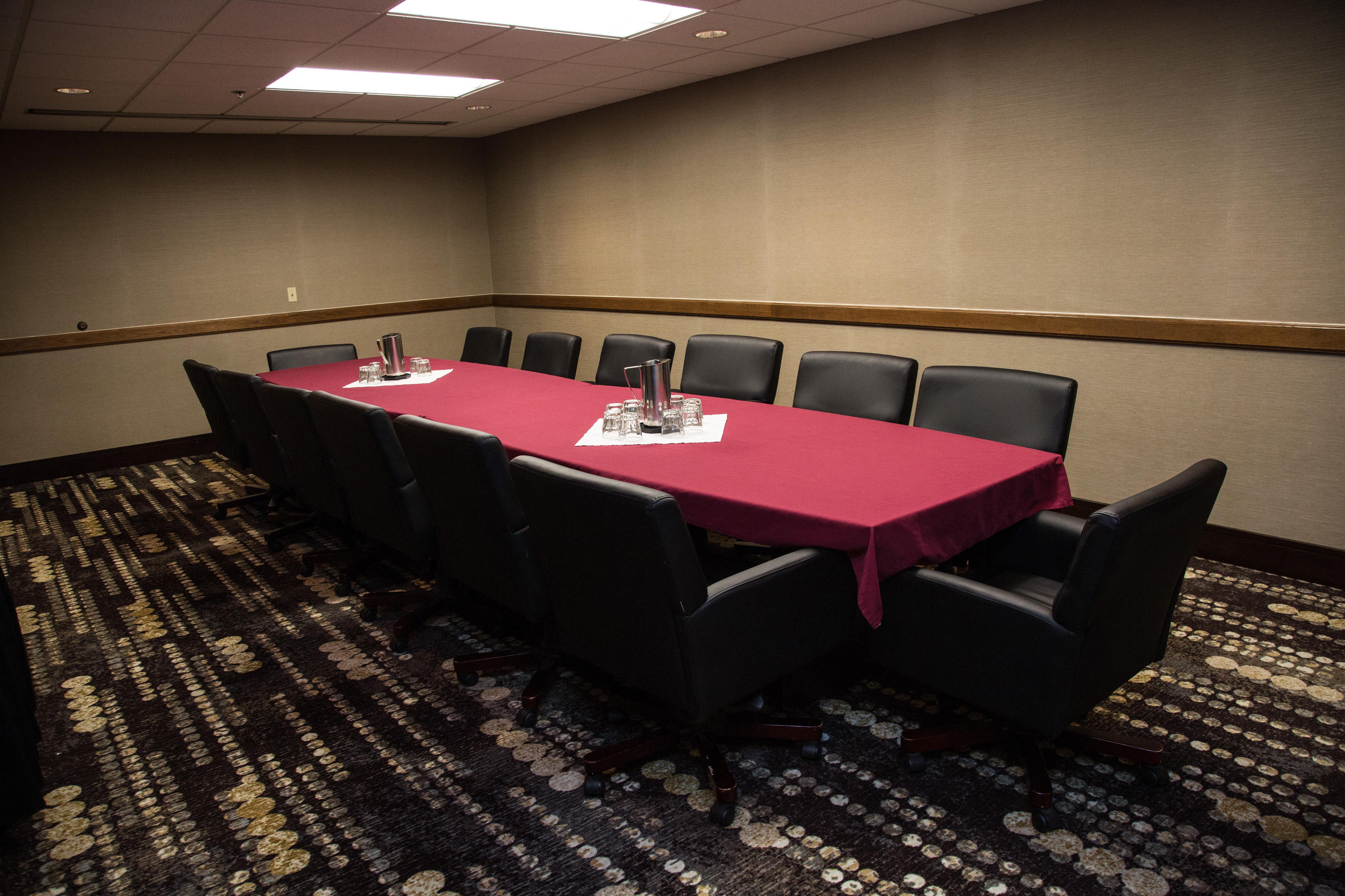 Doubletree By Hilton Rapid City Downtown Convention Center Zewnętrze zdjęcie